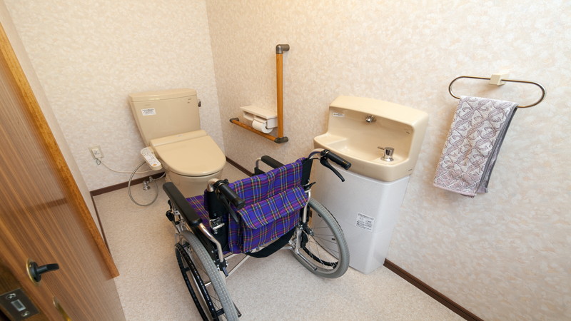 トイレに車椅子